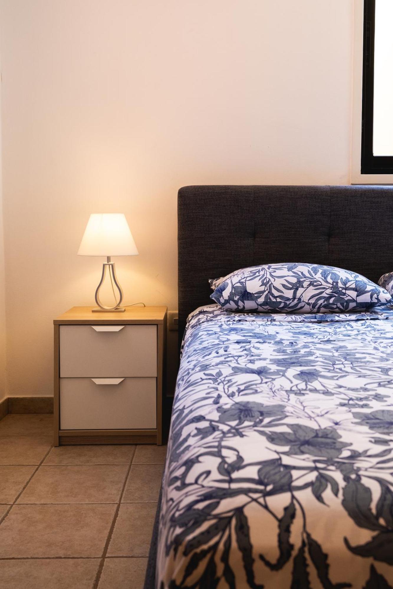 Isabella One Bedroom Larnaca Dış mekan fotoğraf